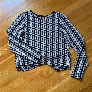 Zara Blue and White Patterned Long Sleeve Open Back Top